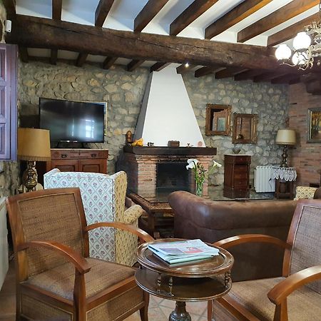 Posada San Tirso Toñanes Εξωτερικό φωτογραφία