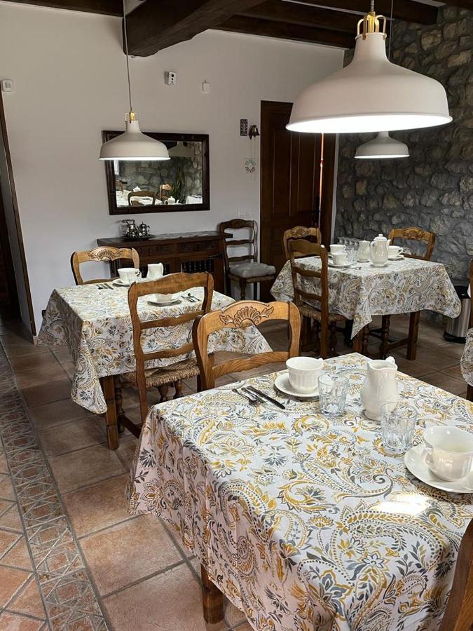 Posada San Tirso Toñanes Εξωτερικό φωτογραφία