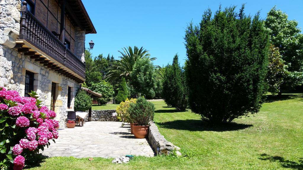Posada San Tirso Toñanes Εξωτερικό φωτογραφία