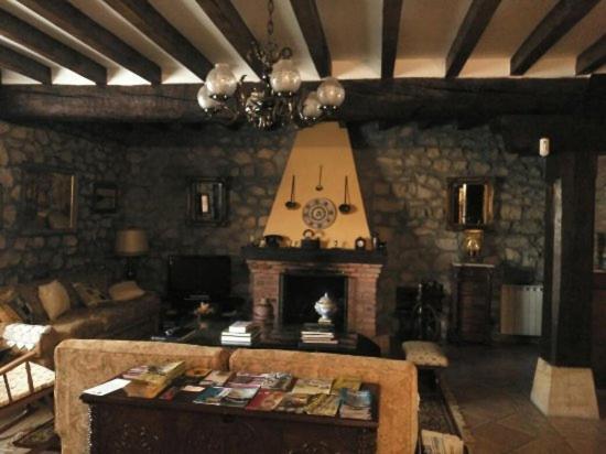 Posada San Tirso Toñanes Εξωτερικό φωτογραφία